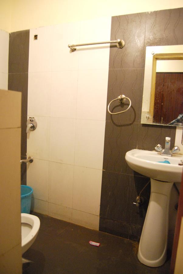 Hotel Kk Residency Chandīgarh Eksteriør billede